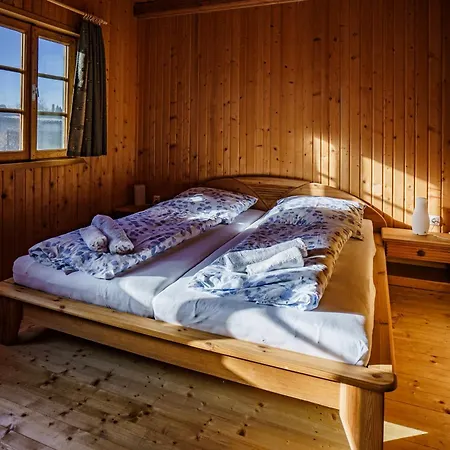 Zoeldfenyo Nyaralo, Tannengruen Prázdninový dům Balatonkeresztúr