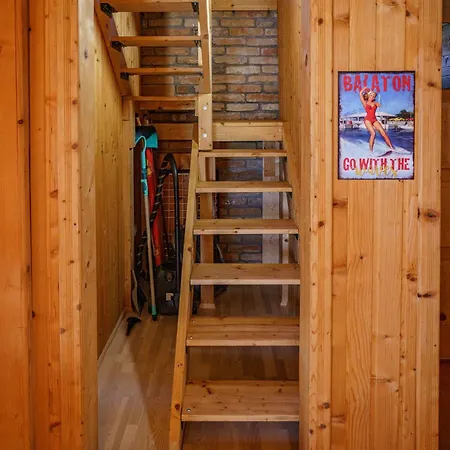 Prázdninový dům Zoeldfenyo Nyaralo, Tannengruen Balatonkeresztúr