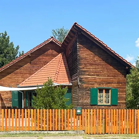 펜션 Zoeldfenyo Nyaralo, Tannengruen *