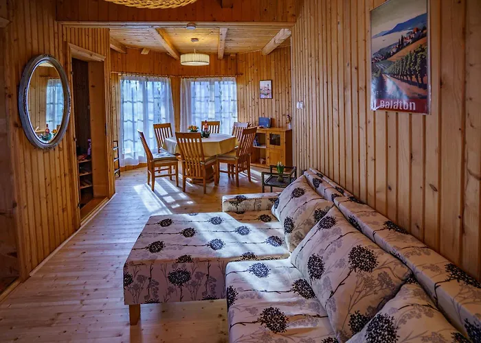 Zoeldfenyo Nyaralo, Tannengruen Prázdninový dům *