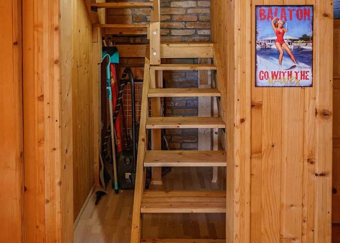 Prázdninový dům Zoeldfenyo Nyaralo, Tannengruen Balatonkeresztúr