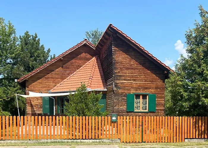 Prázdninový dům Zoeldfenyo Nyaralo, Tannengruen *